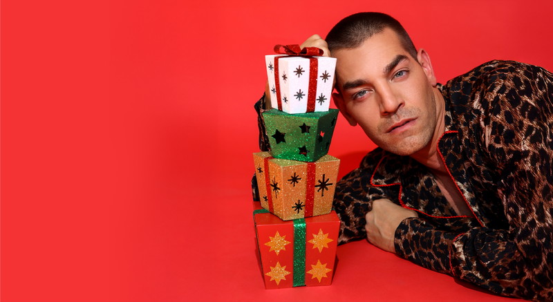 Matt Rogers: CHRISTMAS IN DECEMBER